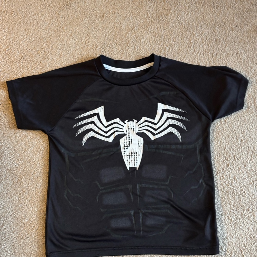 Black Spider Graphic T-Shirt